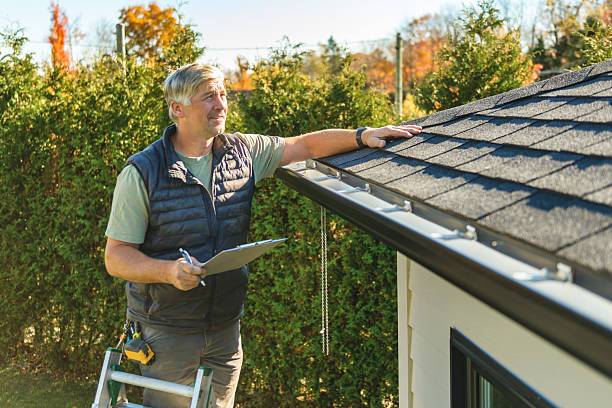 Professional Roof Leak Repair technician working in Vincent, AL
